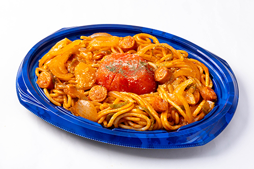 丸ごと焼きトマトの太麺ナポリタン